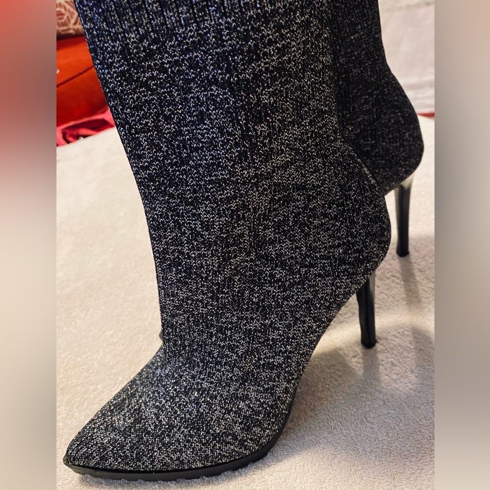 Brand New Ankle Boots By MIX NO. 6 - Size 7.5 M - Heel Height 4 Inches - box 8